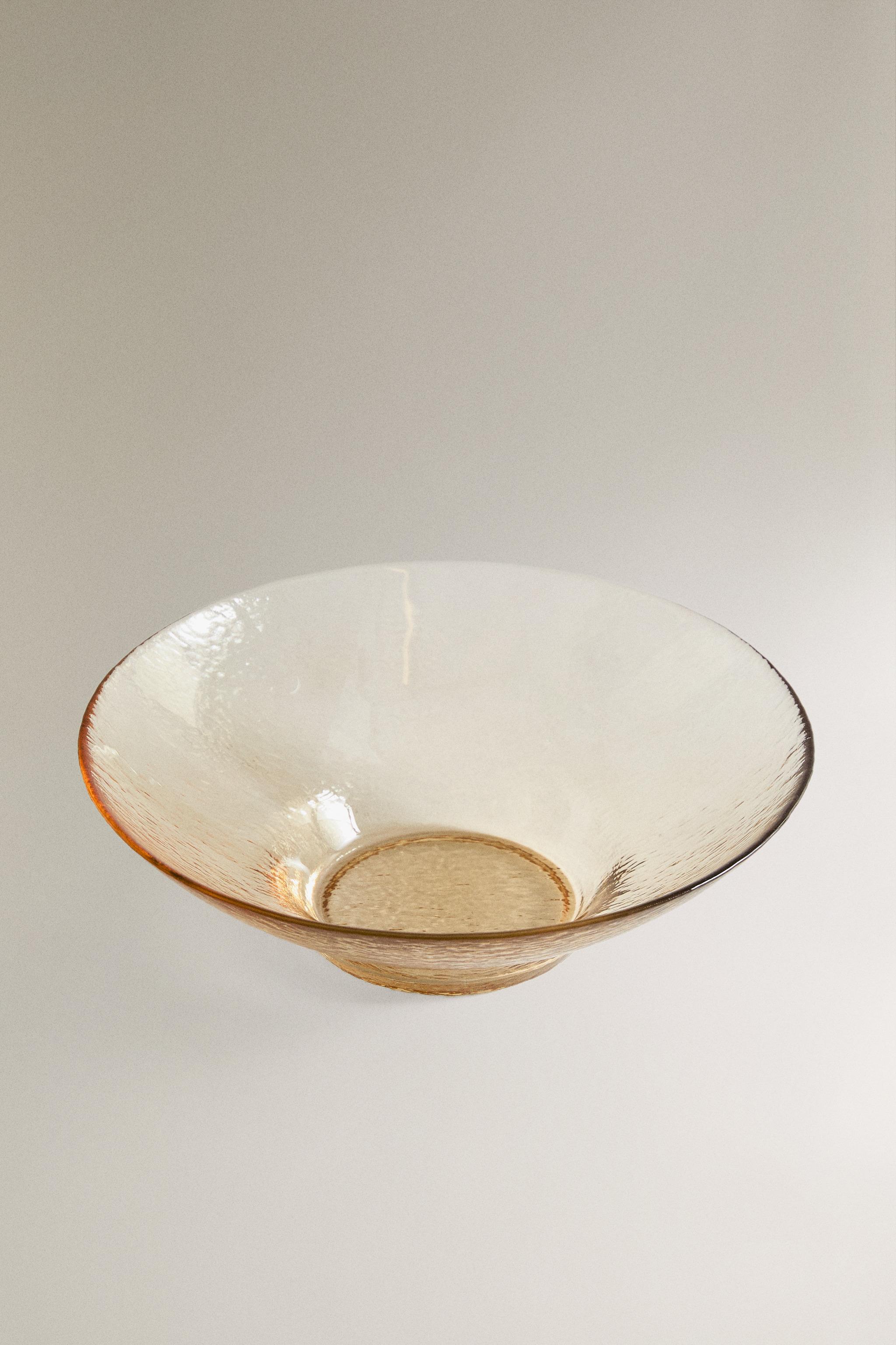 TEXTURED GLASS SALAD BOWL